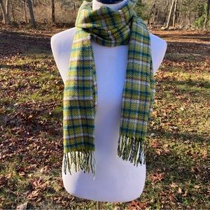 SCARF SCOTLAND CASHMERE GREEN WHITE PURPLE PLAID FRINGE ACCESSORY MUFFLER